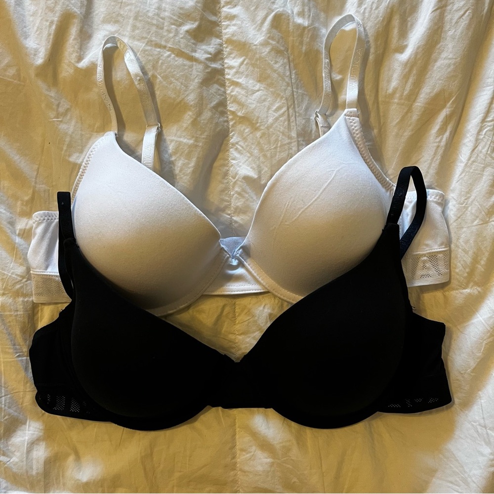Nautica Bundle - Black and White Padded Underwire Bras New w/o Tag - Picture 1 of 3